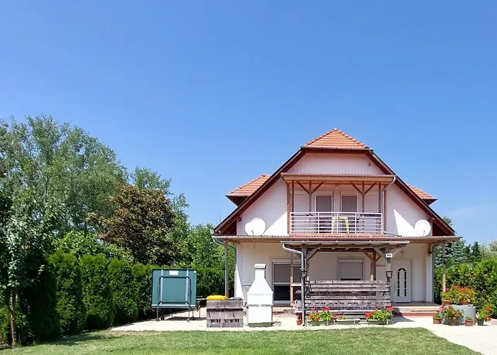 Am By Interhome アパート